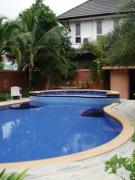 House for rent East Pattaya 3 bedrooms 3 bathrooms  2 storey 20,000 Baht per month